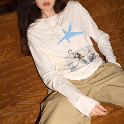 早春新款柔软精梳棉 亲肤斜肩褶皱堆褶星辰手绘印花长袖T恤