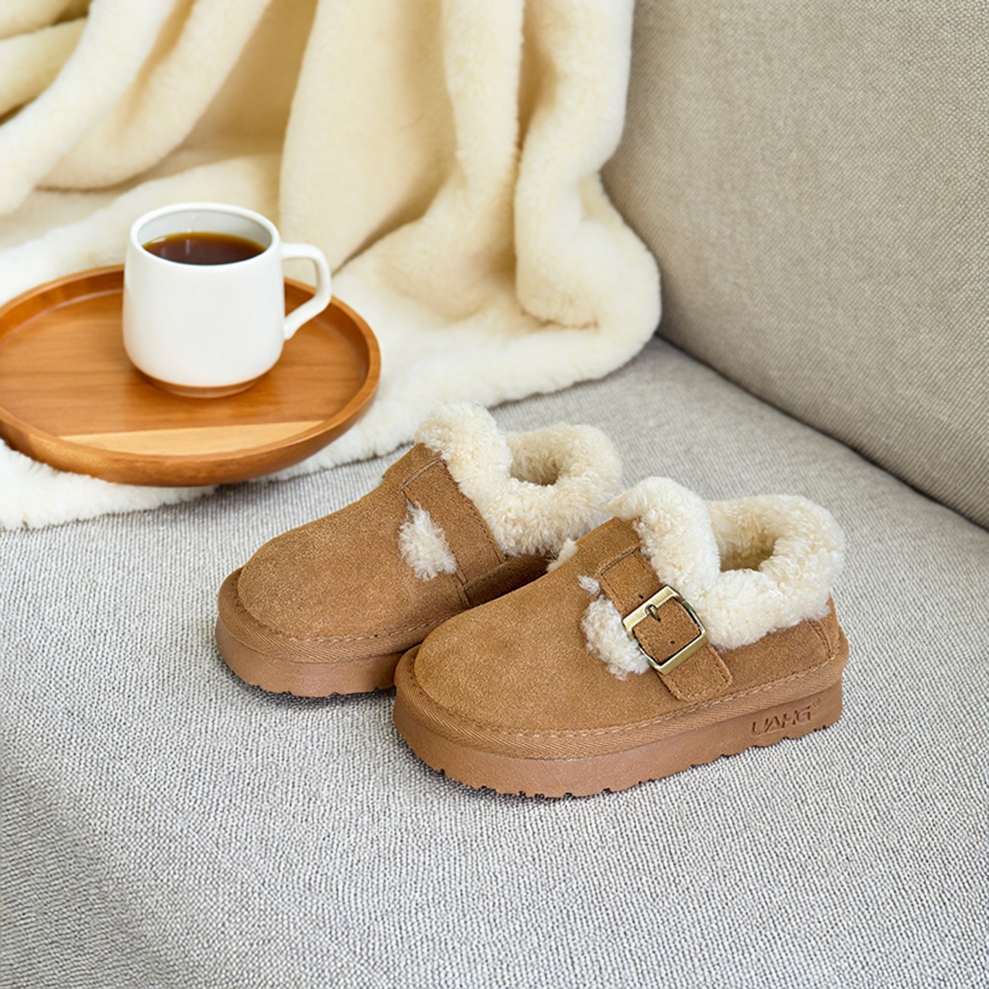 冬季女童大棉鞋毛毛鞋加厚面包鞋