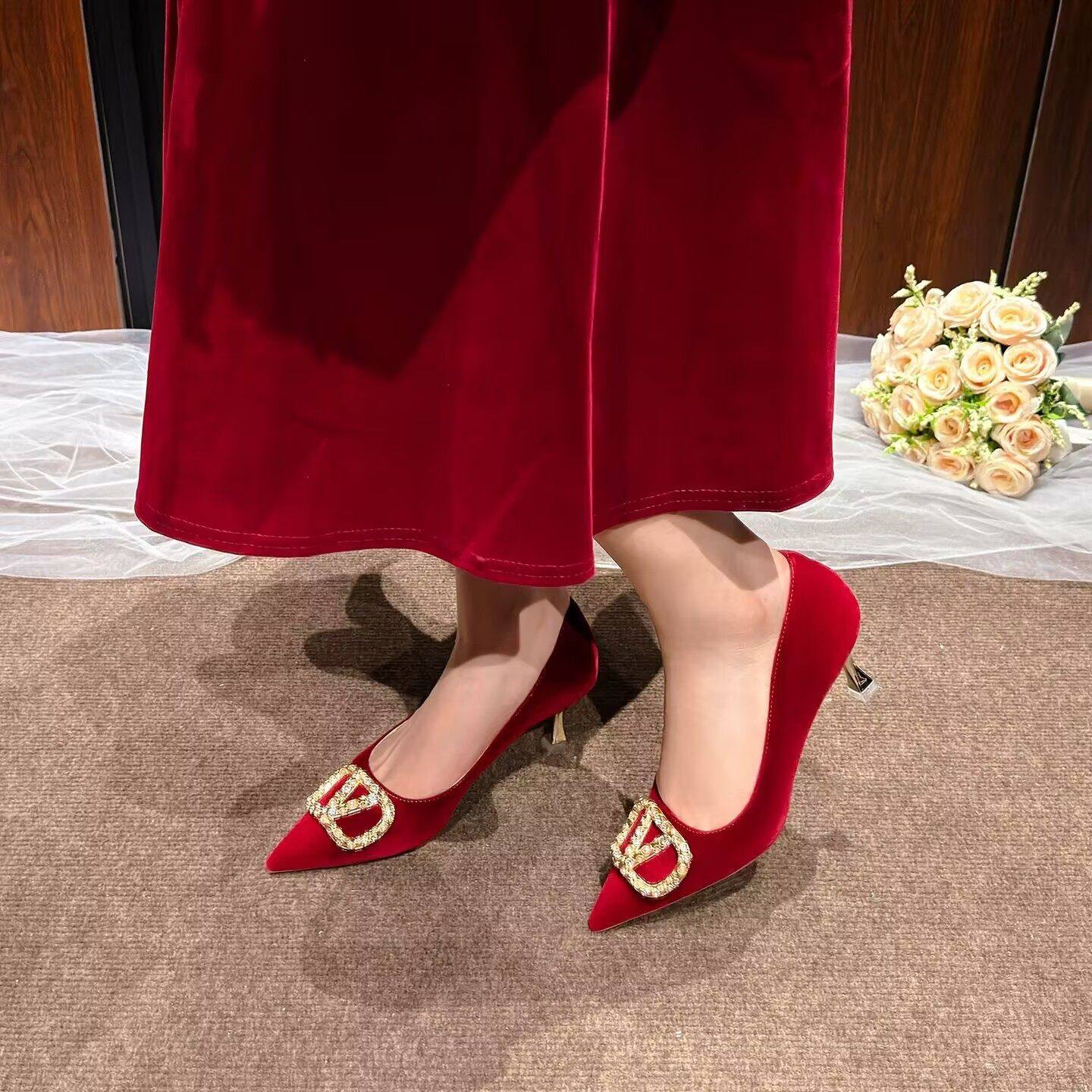 法式温柔尖头水钻高跟鞋女2026春季新款小众名媛风软底不累脚婚鞋,女鞋,婚鞋,淘宝优惠券,粉丝福利购,淘宝优惠卷