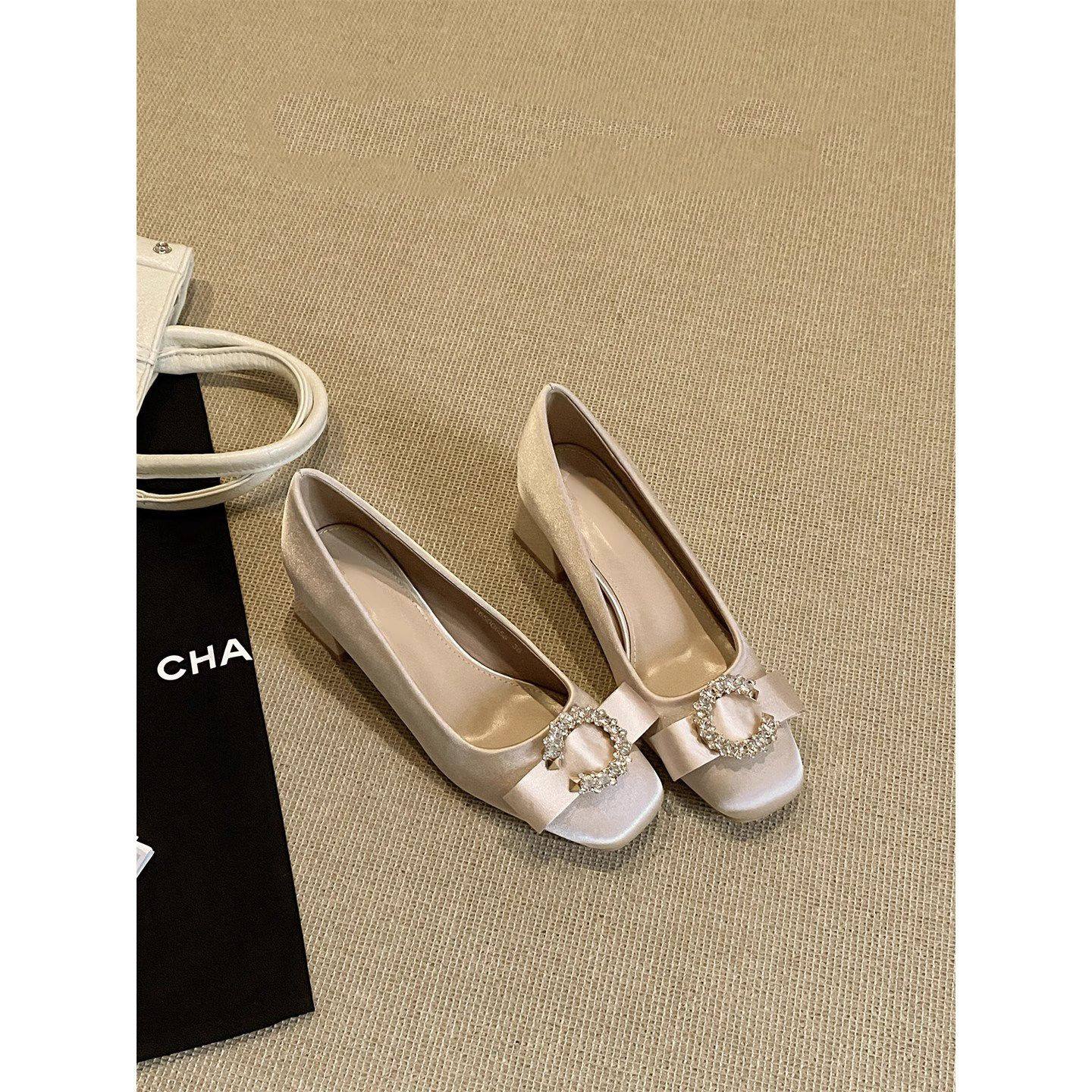 升级版~法式温柔配裙子粗跟浅口单鞋女春季蝴蝶结缎面方头高跟鞋,女鞋,深口单鞋,淘宝优惠券,粉丝福利购,淘宝优惠卷