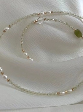 新中式橄榄石淡绿色玉石锁骨链葡萄石长款项链小众国风汉服饰颈链