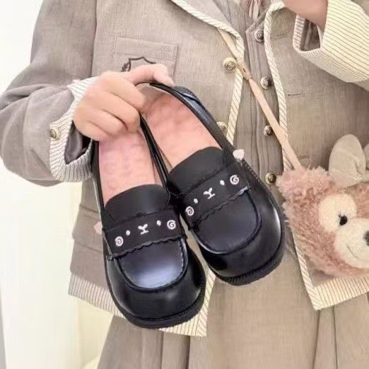 日式原创制服鞋圆头漆皮JK鞋洛丽塔鞋校供小皮鞋女浅口单鞋配