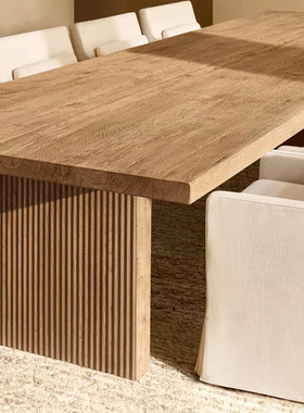 JULIEN RH美式乡村复古长方形实木餐桌设计师法式别墅高级感桌子