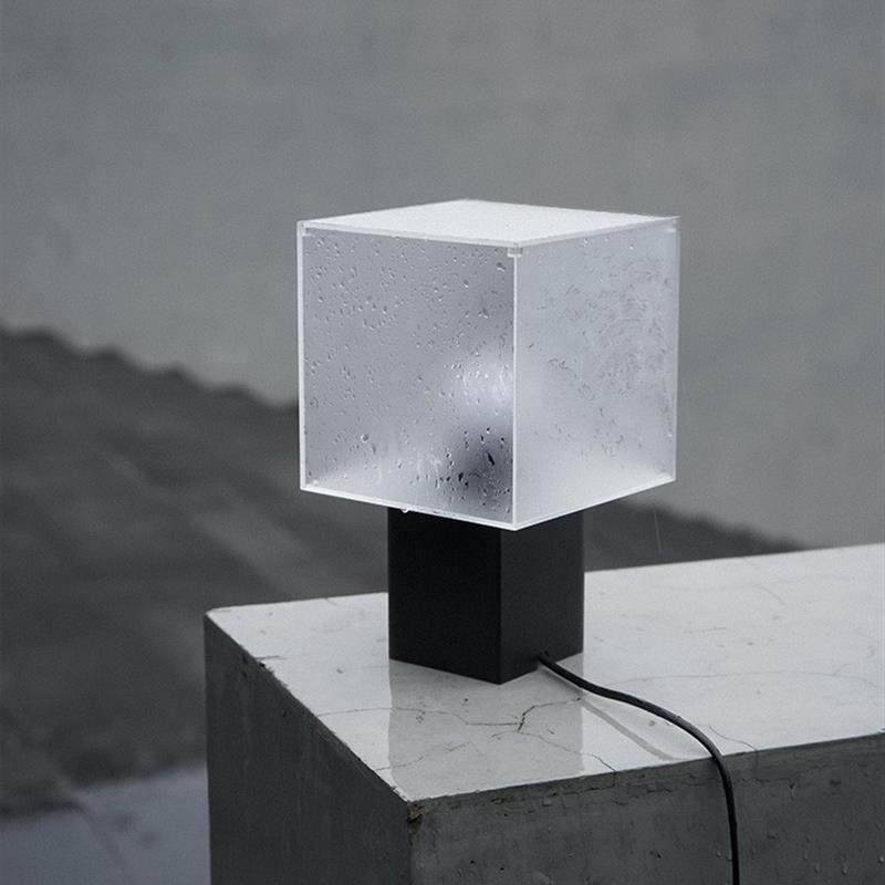 台灯卧室床头灯对比色简单亚克力灯书桌精致高值夜灯卧室睡眠灯