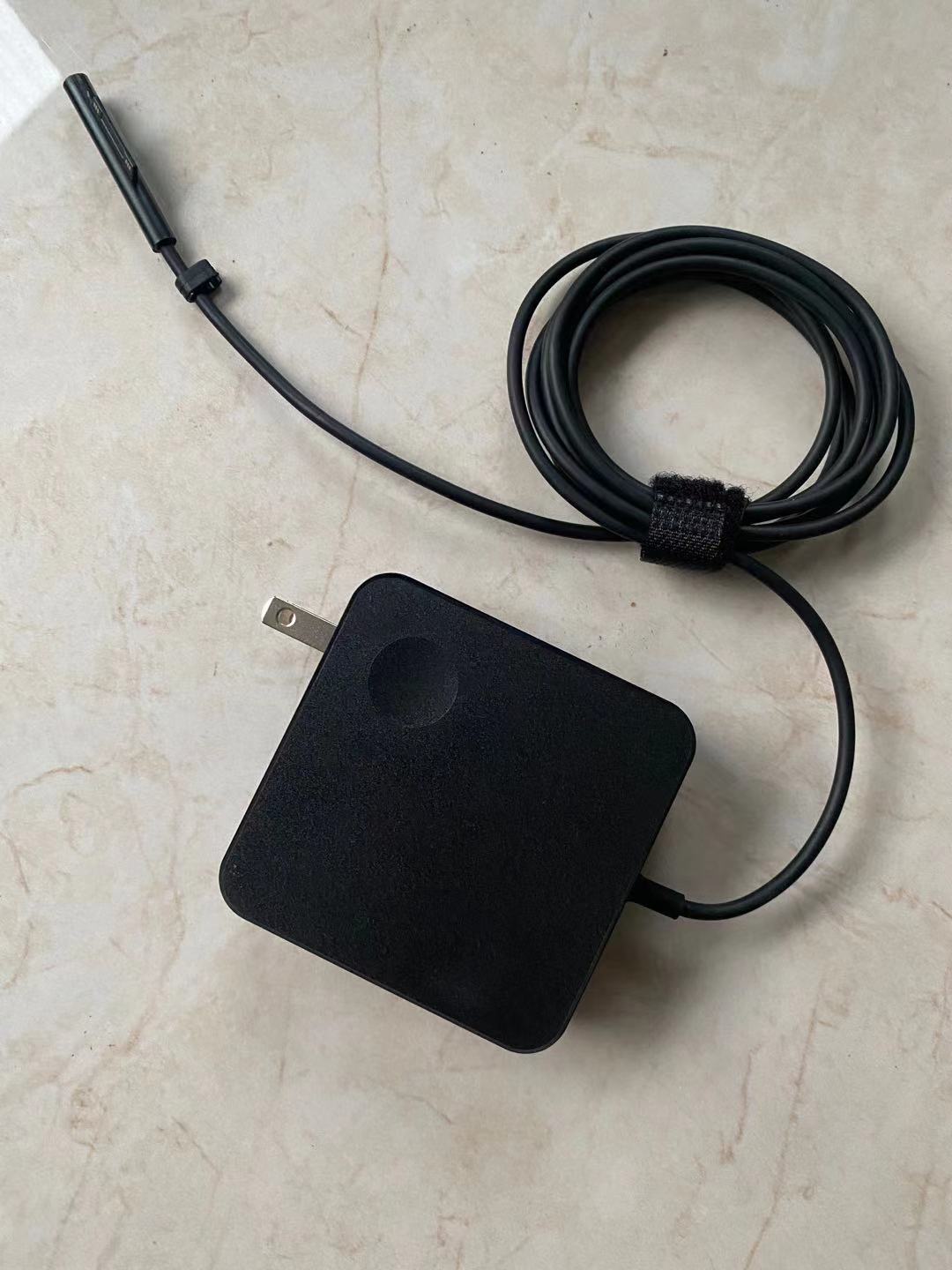方形微软surface充电器笔记本电脑平板pro3/4适用15V4A