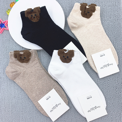 可爱毛绒小熊图案韩版短筒袜