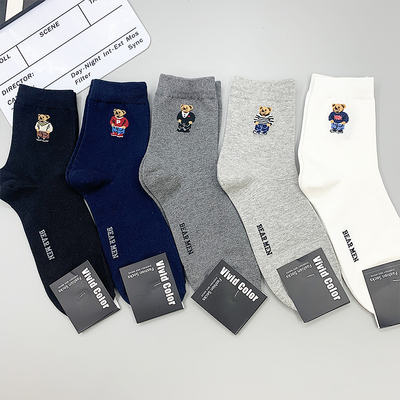 韩国东大门秋冬新款男士卡通风小熊图案韩版男中筒袜子透气