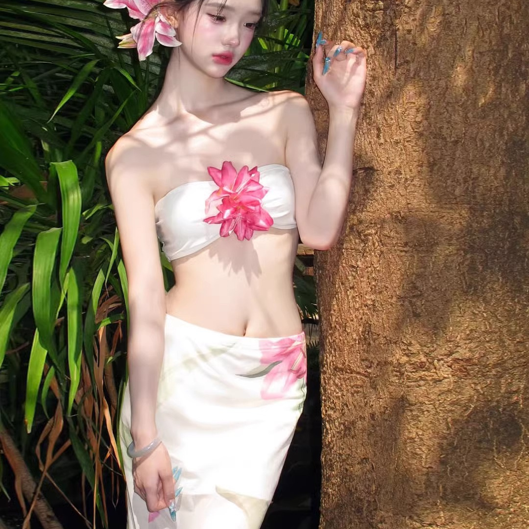 海边沙滩度假风性感纯欲绝美抹胸长裙小胸比基尼分体三件套游泳衣