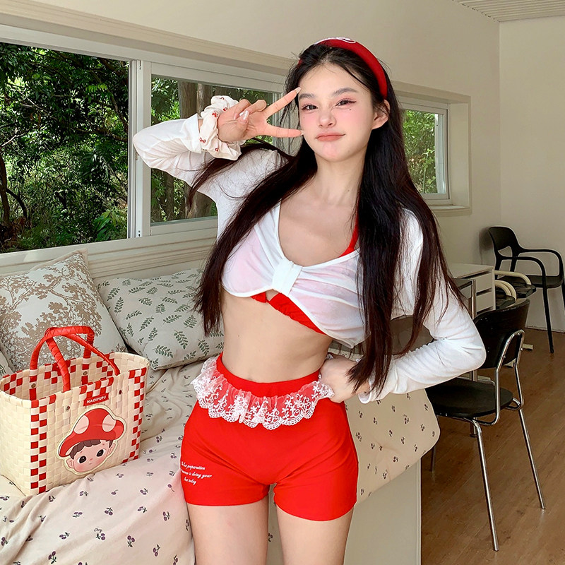2026新款复古辣妹高级感红色分体比基尼泳衣女孩保守遮肚温泉泳装