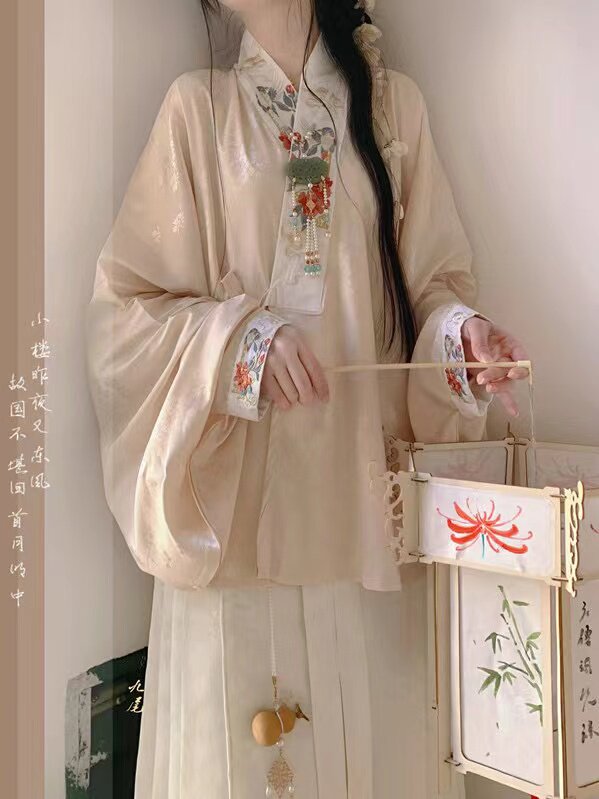 原创新款明制轻汉服女中国风对交穿交领短衫马面裙汉元素夏季通勤