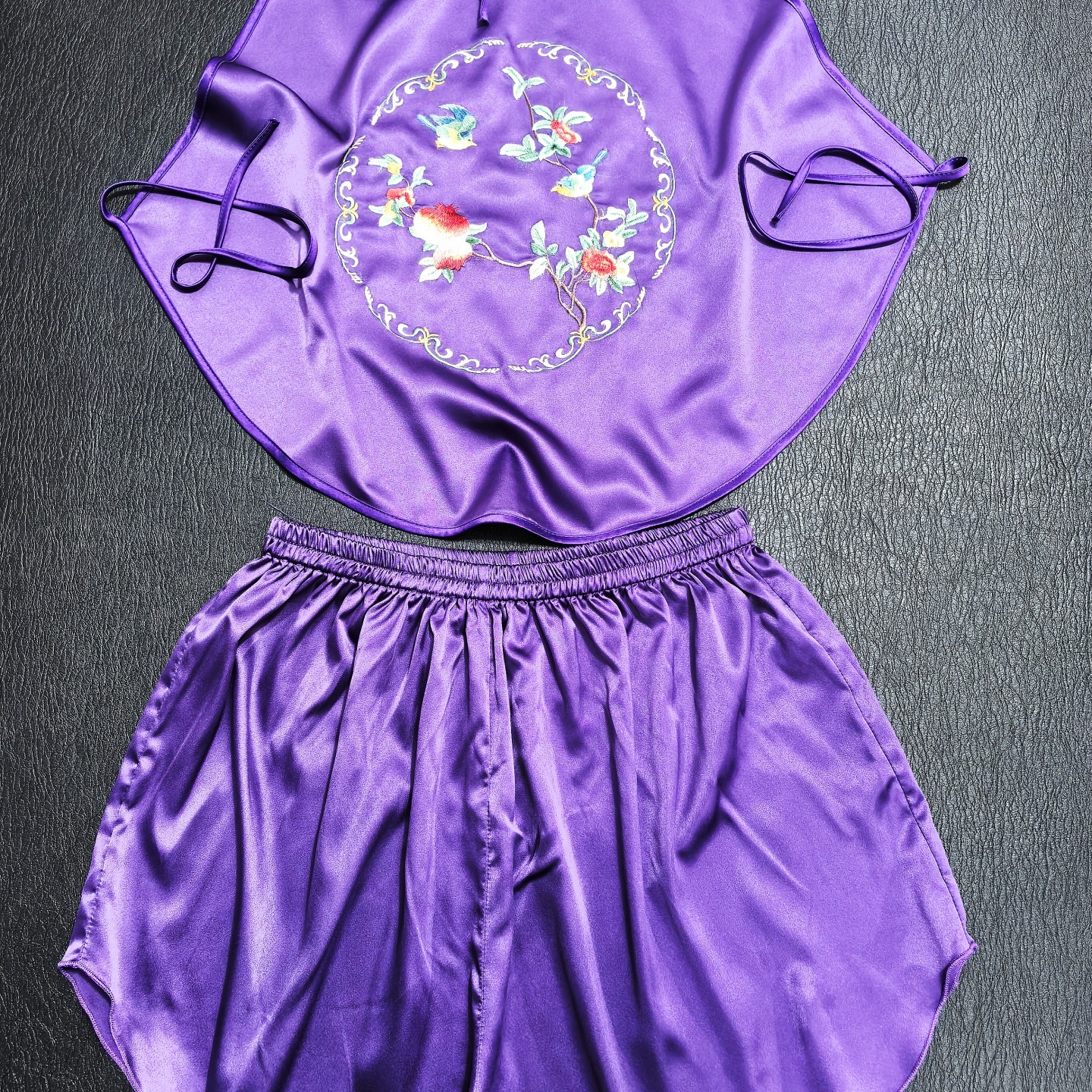 苏绣刺绣紫色笑口常开肚兜套装