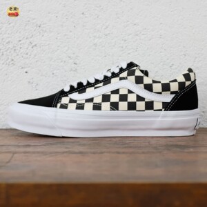 老万VANS范斯 男女Old Skool 36帆布鞋/硫化鞋 VN000CQD2BO