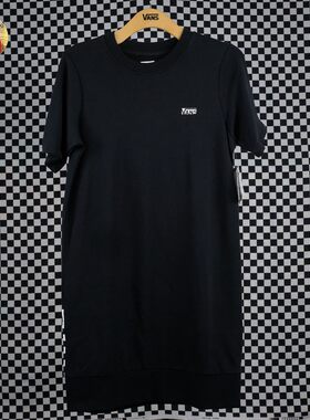 老万VANS春季女款运动休闲连衣裙