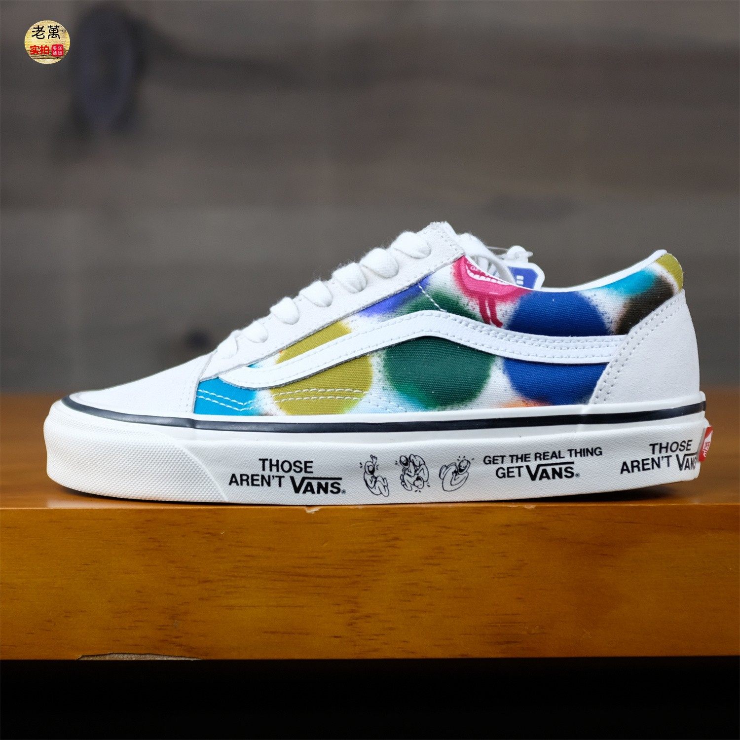 老万VANS范斯 OLD SKOOL 白色彩绘低帮男女板鞋 VN0A54F39XQ