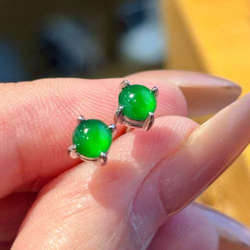 VISING珠宝天然A货翡翠耳钉阳绿帝王绿炸光玻璃种5mm
