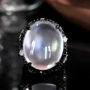 VISING珠宝 黑金色石英质玉水沫玉巨无霸鸽子蛋戒指 墨渊之光