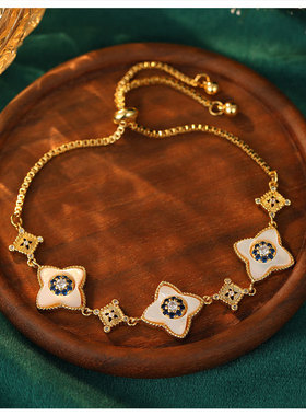 Y家原创中古饰品复古风奶油色星芒设计手链精致气质轻奢锆石手链