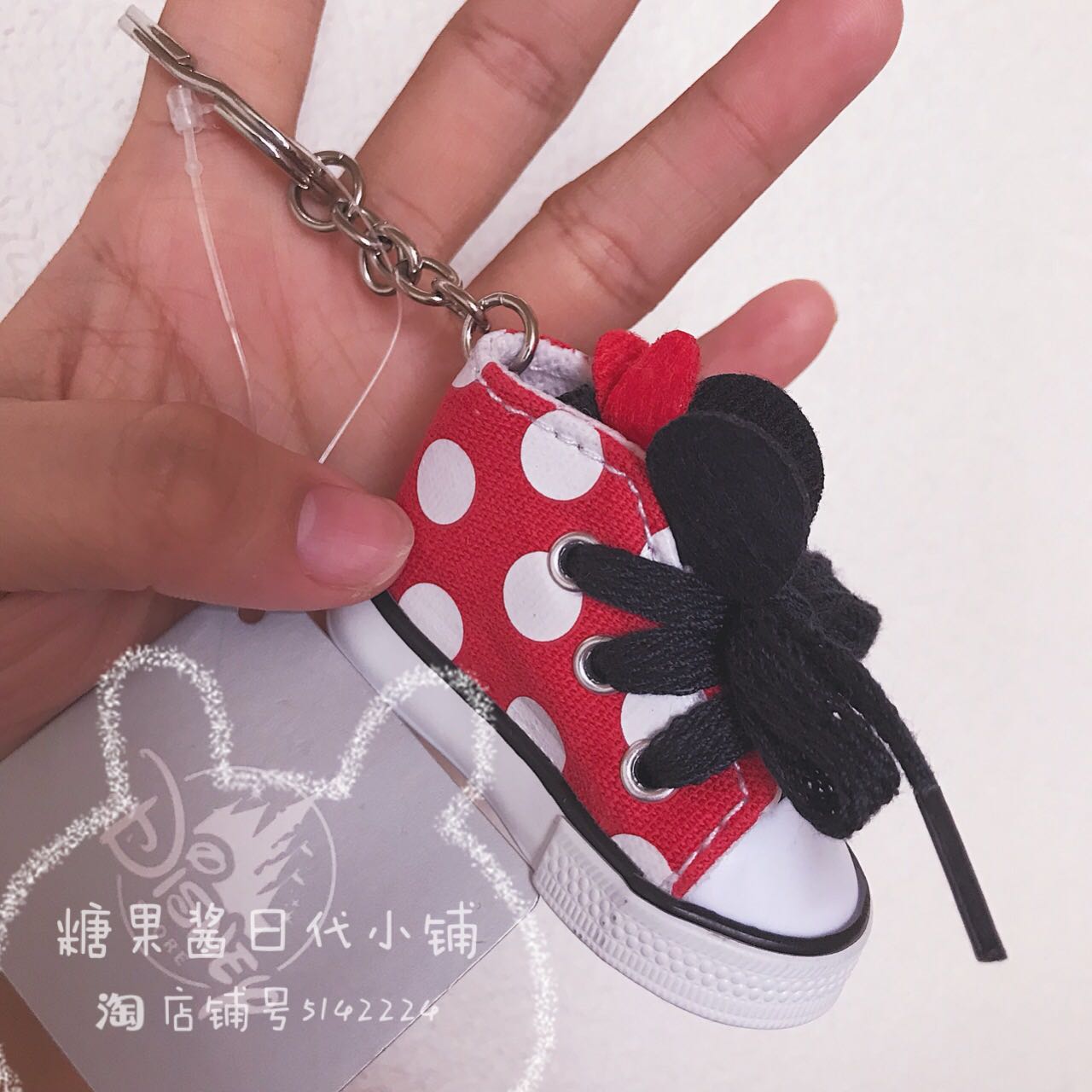 现货日本东京迪士尼乐园限定米妮草莓熊三眼仔匡威帆布鞋钥匙扣链