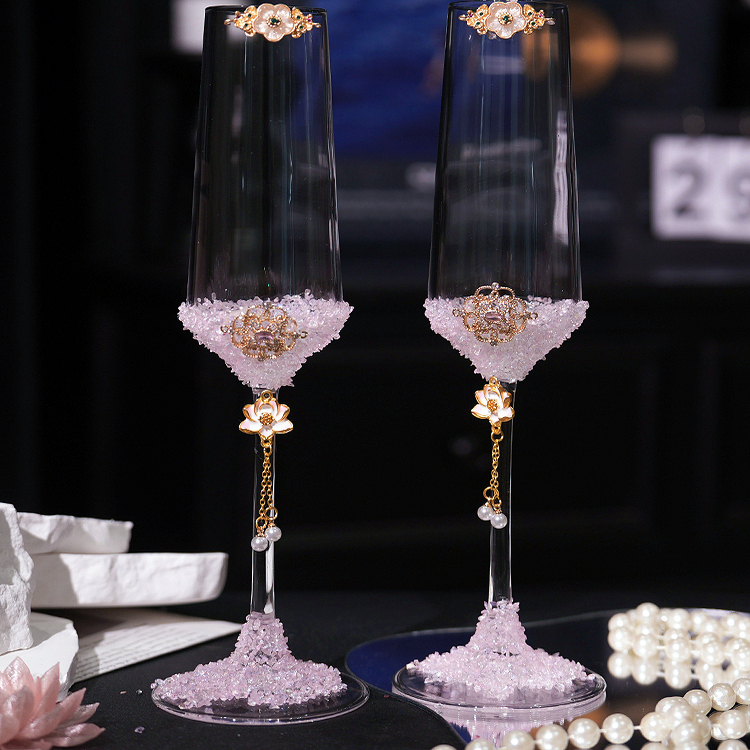新人结婚敬酒杯diy一对高脚杯材料包高级手工新娘礼物结婚礼物