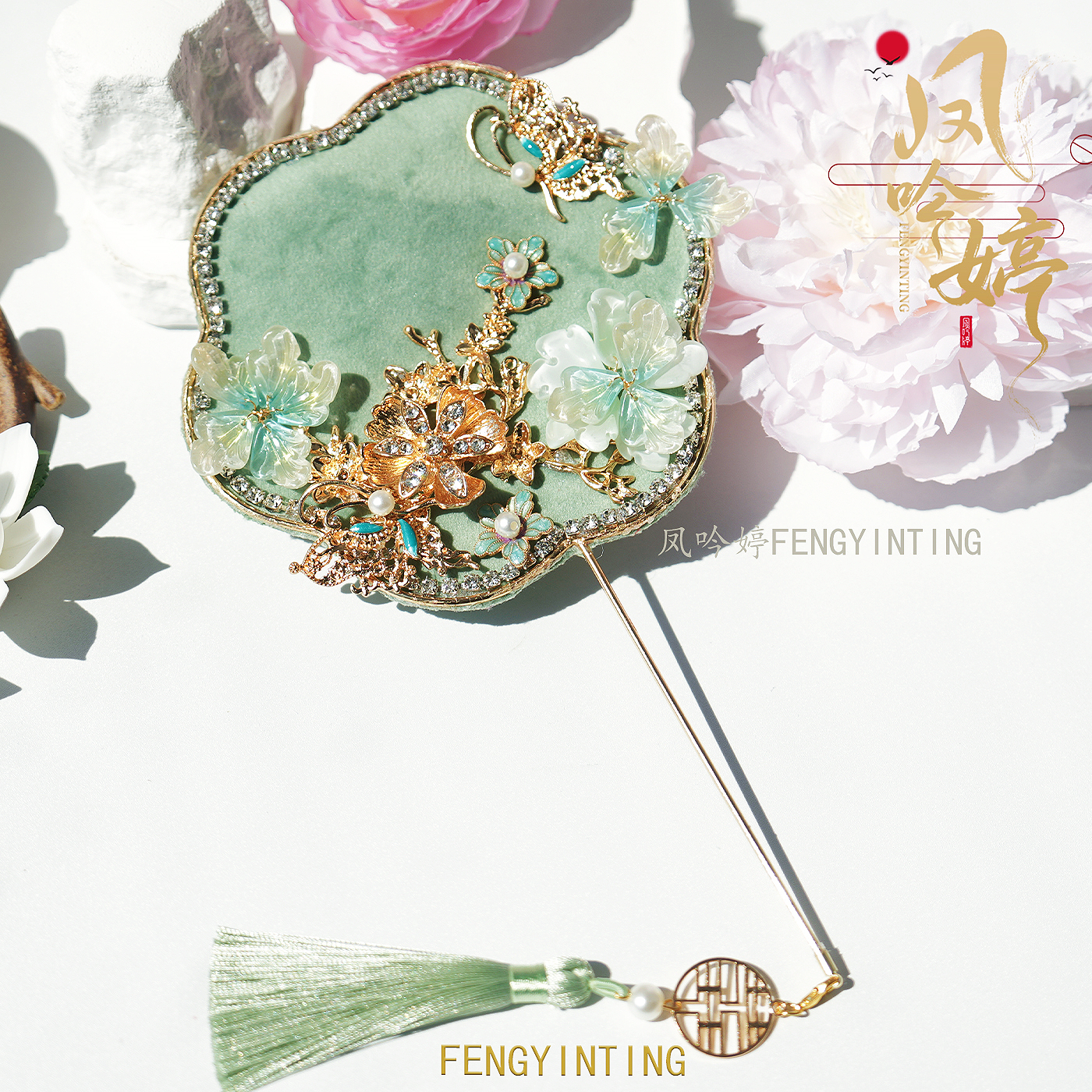 结婚新娘团扇晨袍小扇子秀禾扇子迷你扇巴掌扇婚礼拍摄道具喜扇