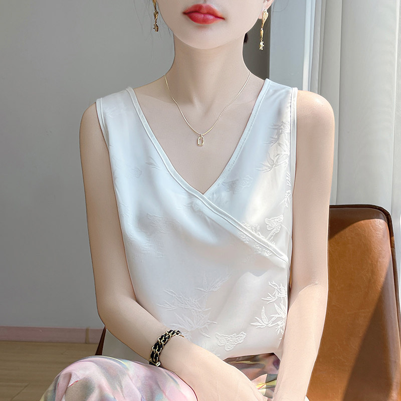 高级感缎面V领吊带半袖女2025年夏季新款宽松无袖配西装洋气内搭