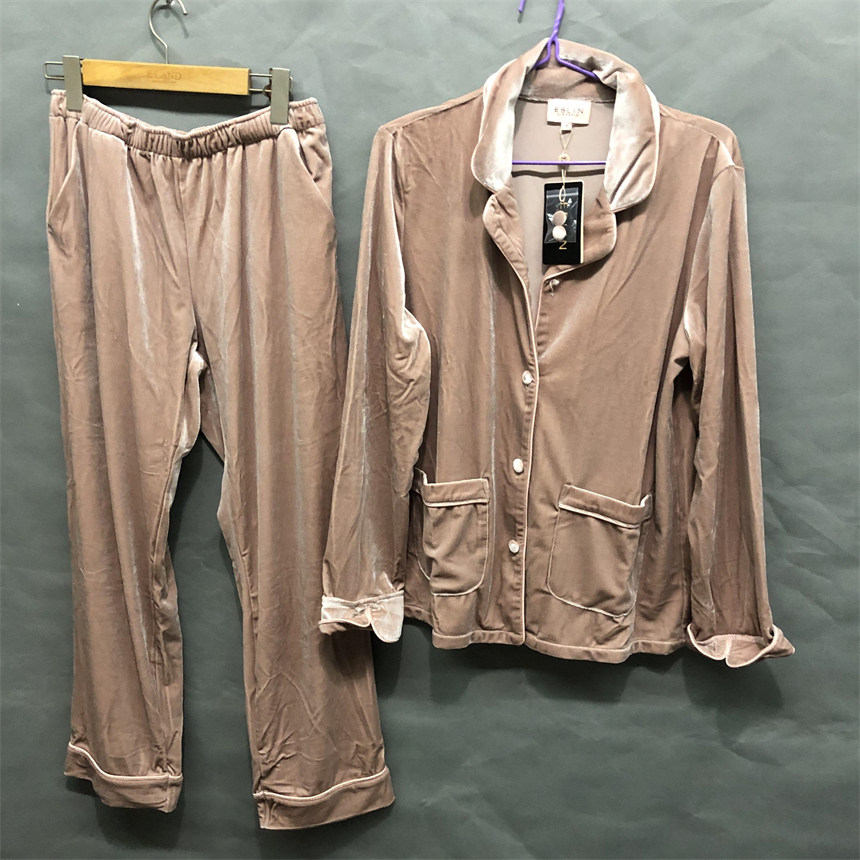 衣恋旗下EBLIN 米色J5春秋高端丝绒女士家居服套装ECPPB38021