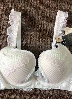 衣恋旗下EBLIN 象牙白蕾丝精美刺绣聚拢上托文胸ECBR889022
