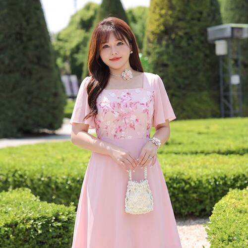 大码显白显瘦淑女盘花夏款连衣裙