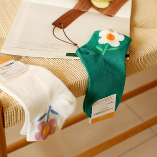 外贸货春夏季 小花纯棉袜子女可爱吸汗透气低帮短筒袜 ins潮时尚