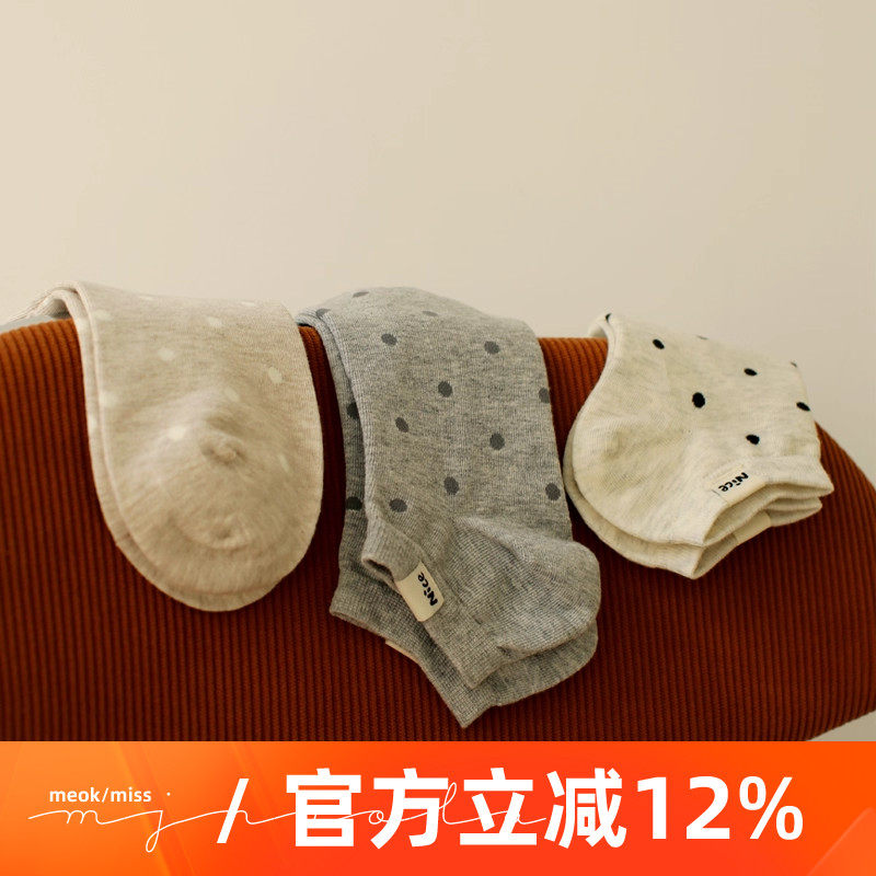 米吉诺拉无骨春夏薄款可爱波点袜子女款刺绣标学院风纯棉短筒袜女