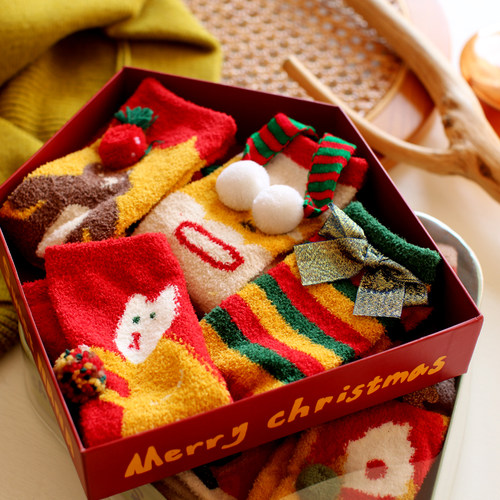 圣诞节礼物冬季加厚保暖珊瑚绒情侣袜子可爱毛绒睡眠袜男女居家袜