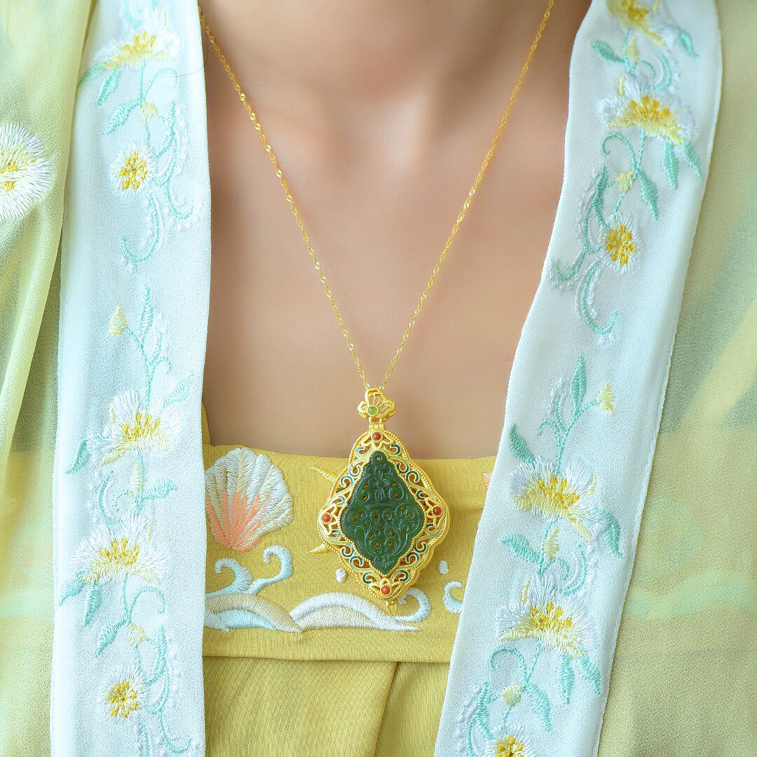 s925银镶和田玉碧玉镂空菱形香囊吊坠可打开16993-6#