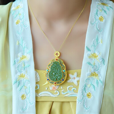 和田玉碧玉珐琅福禄香囊吊坠