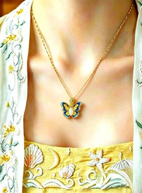 s925银镶和田玉青海料马眼珐琅蝴蝶配绿松石吊坠青白玉女士Q20251