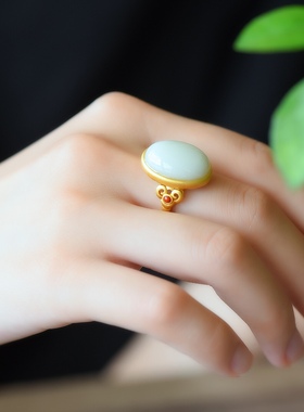 S925银古法银镶嵌和田玉细料蛋面配南红戒指古风古珠配饰女士金色