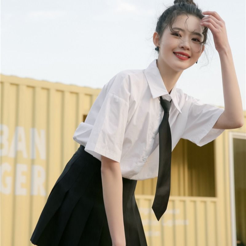 白衬衫学院风内搭直筒显瘦上衣纯色休闲韩版小清新毕业班服DK衬衣