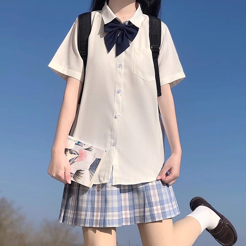 基础款jk白色制服衬衫女夏日系少女学院风通勤打底尖领衬衣宽松
