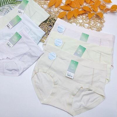 田蜜芬裸感无痕透气少女学生内裤