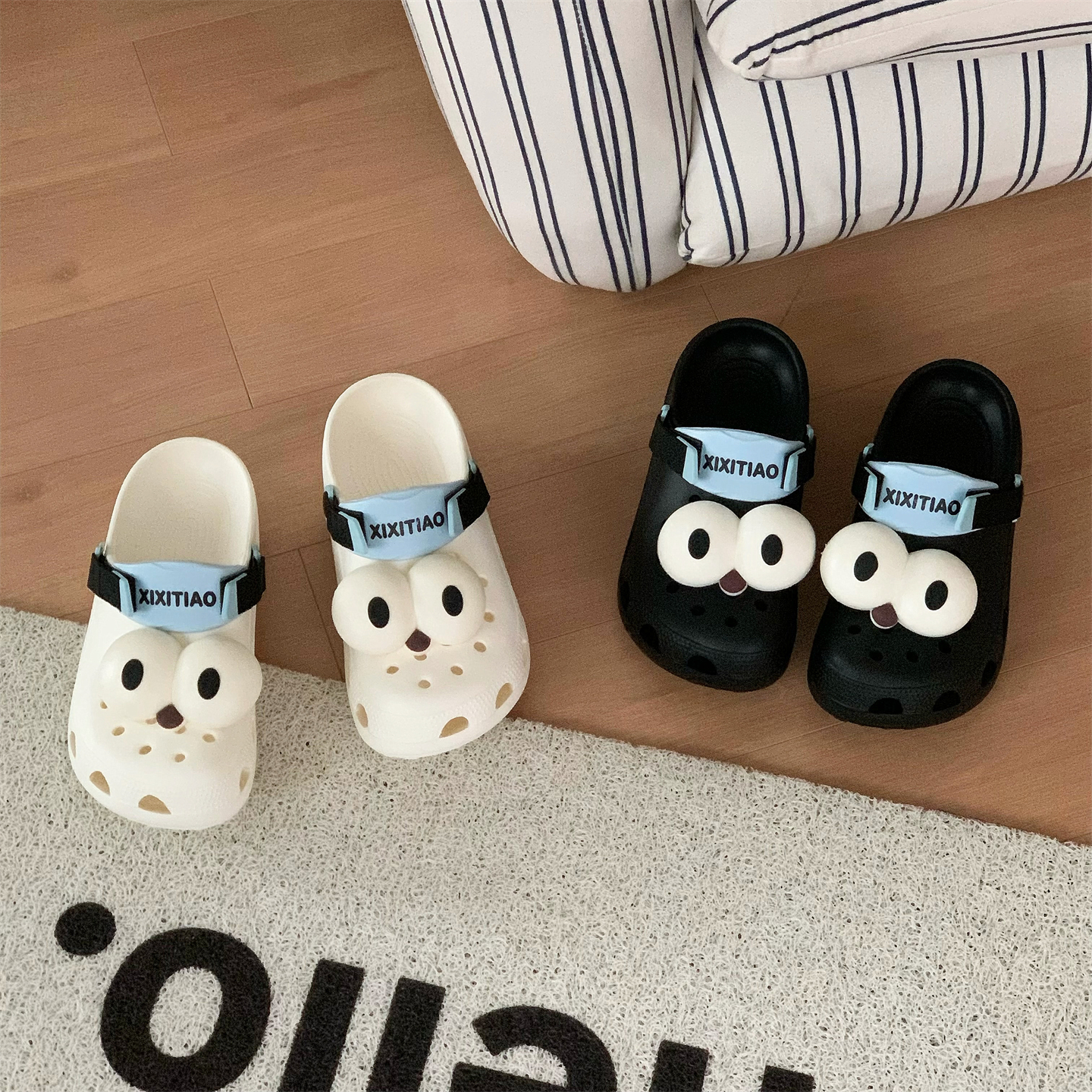 细细条趣味大眼睛足弓洞洞鞋