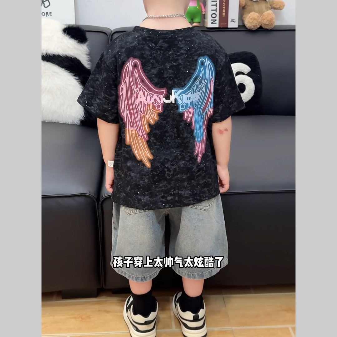 童装男童短袖T恤儿童后背翅膀发光t恤夏季男孩星空细闪半袖上衣