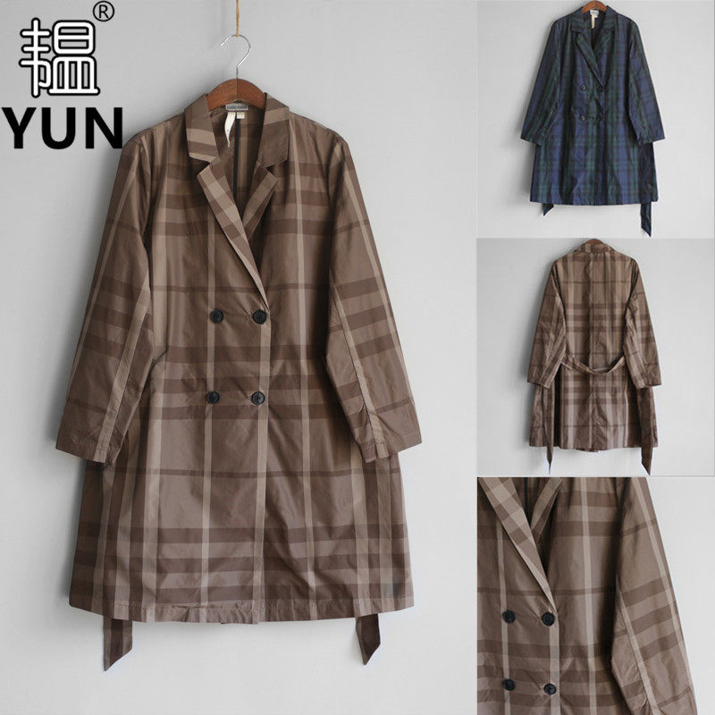 兜兜女装 春季新品女装西装领格子中长款双排扣腰带薄女风衣外套