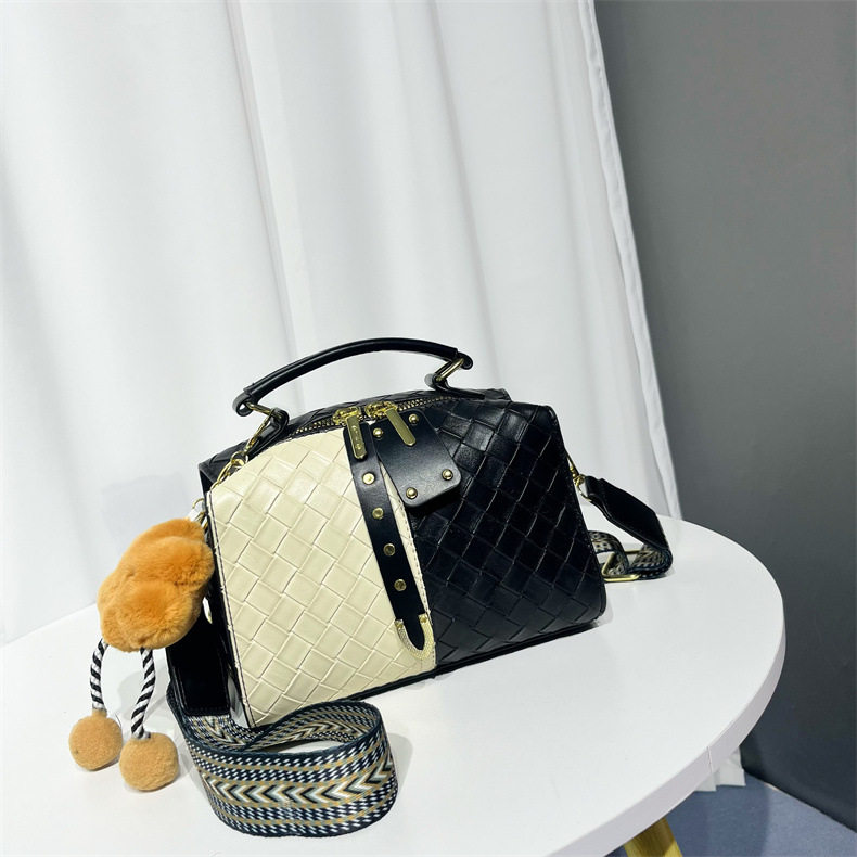 单肩包压纹质感休闲拼接撞色手提包大容量简约质感百搭女士包包,箱包皮具/热销女包/男包,单肩包,淘宝优惠券,粉丝福利购,淘宝优惠卷