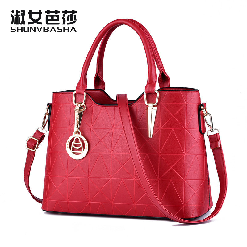 女包2024新款包包女潮女甜美淑女时尚女包斜挎单肩手提包一件时尚,箱包皮具/热销女包/男包,单肩包,淘宝优惠券,粉丝福利购,淘宝优惠卷