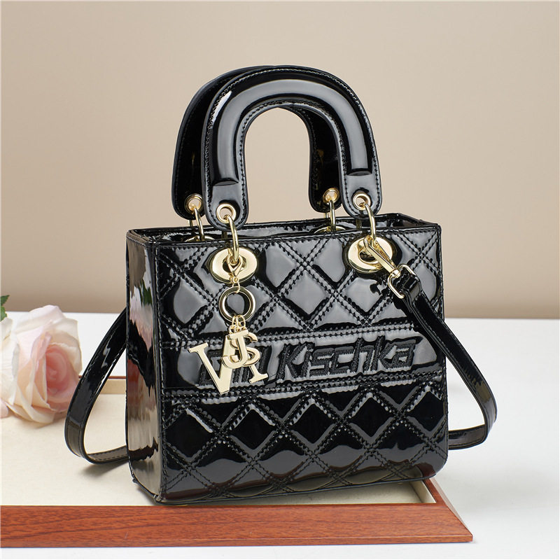 戴妃包2025新款女士手提包婚包亮皮菱格女包外贸跨境单肩包bag,箱包皮具/热销女包/男包,单肩包,淘宝优惠券,粉丝福利购,淘宝优惠卷