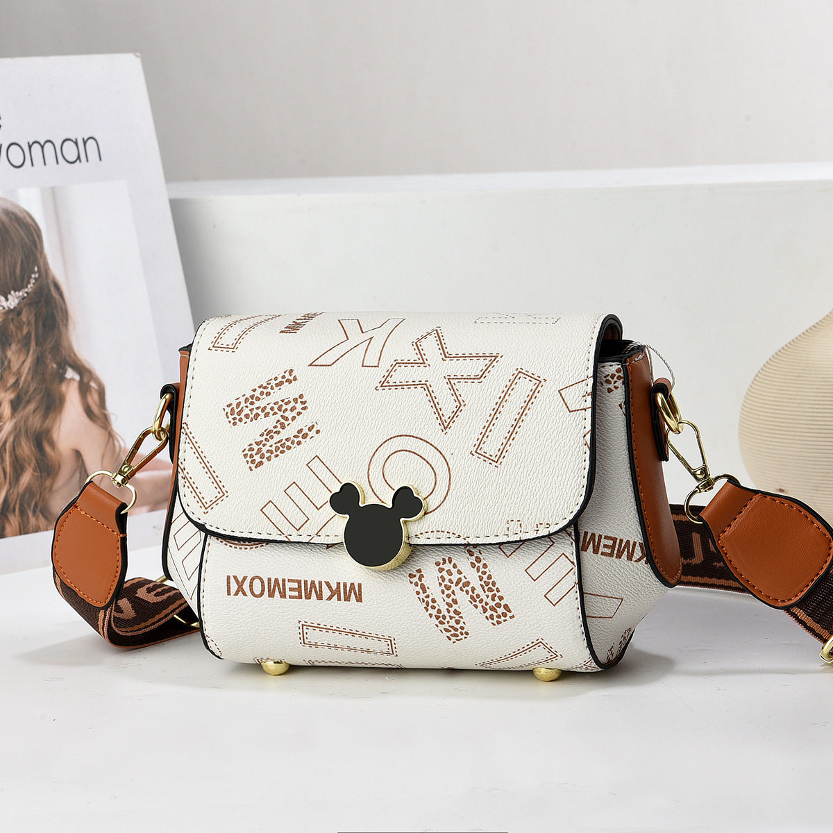 2024韩版时尚字母女士包百搭bag潮流小包包单肩包质感斜挎包bags,箱包皮具/热销女包/男包,单肩包,淘宝优惠券,粉丝福利购,淘宝优惠卷