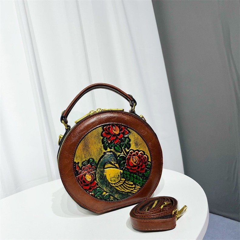 手提小圆包新款妈妈包跨境气质时尚水桶包压花手机包包四季款女包,箱包皮具/热销女包/男包,单肩包,淘宝优惠券,粉丝福利购,淘宝优惠卷