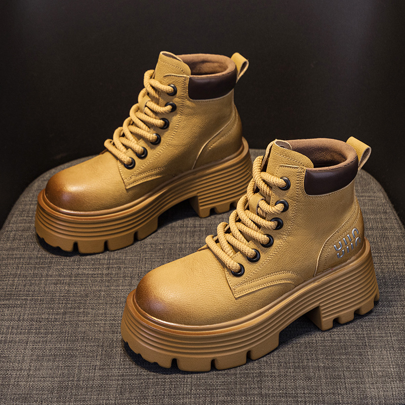 马丁靴女2025新款复古机车靴欧美皮面短筒工装靴英伦风百搭女靴子