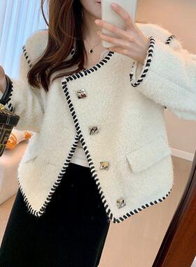 白色小香风外套小个子女短款秋冬单排扣新款圆领气质羊羔毛短外套