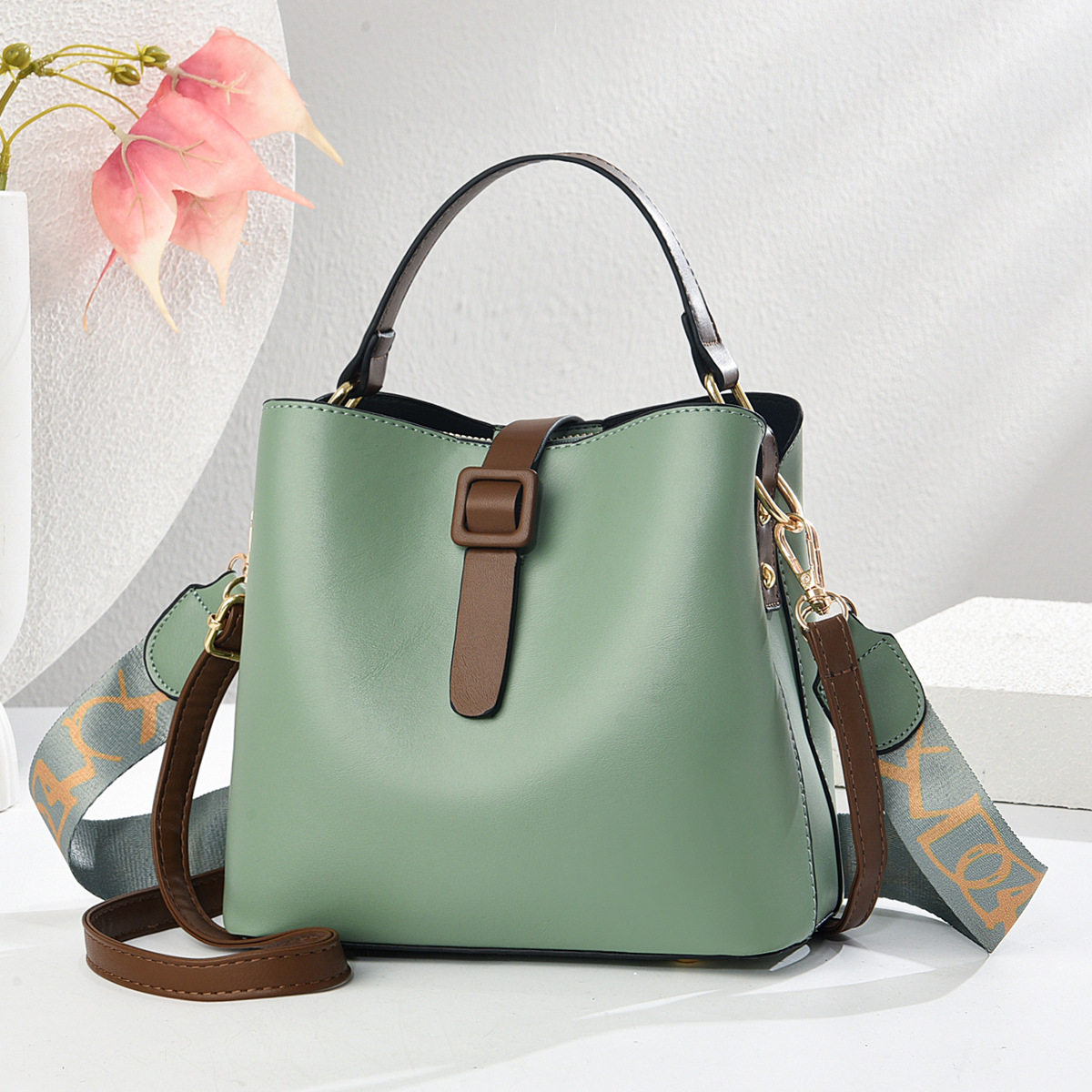 台州女包纯色bag手提水桶包韩版质感单肩斜跨包女士时尚ladybags,箱包皮具/热销女包/男包,单肩包,淘宝优惠券,粉丝福利购,淘宝优惠卷