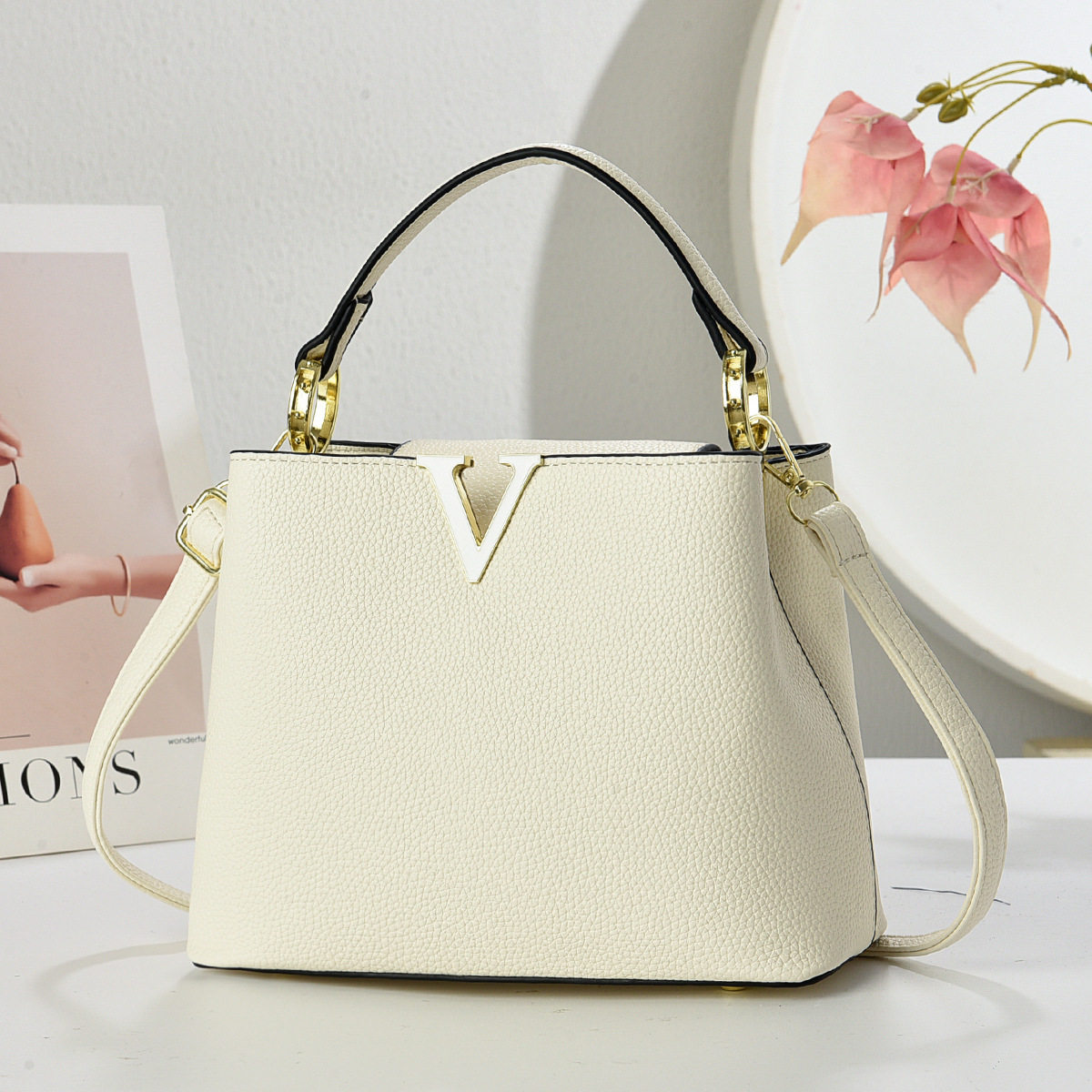 包包女2025新款休闲通勤手提包大容量潮时尚复古简约单肩斜挎女包,箱包皮具/热销女包/男包,单肩包,淘宝优惠券,粉丝福利购,淘宝优惠卷